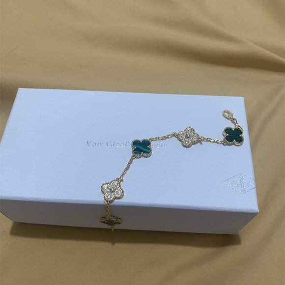 Van Cleef & Arpels  Bracelet - Picture 3 of 7